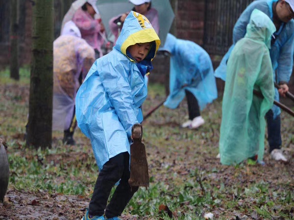 1665383580799822.jpg 1491905046820055344.jpg