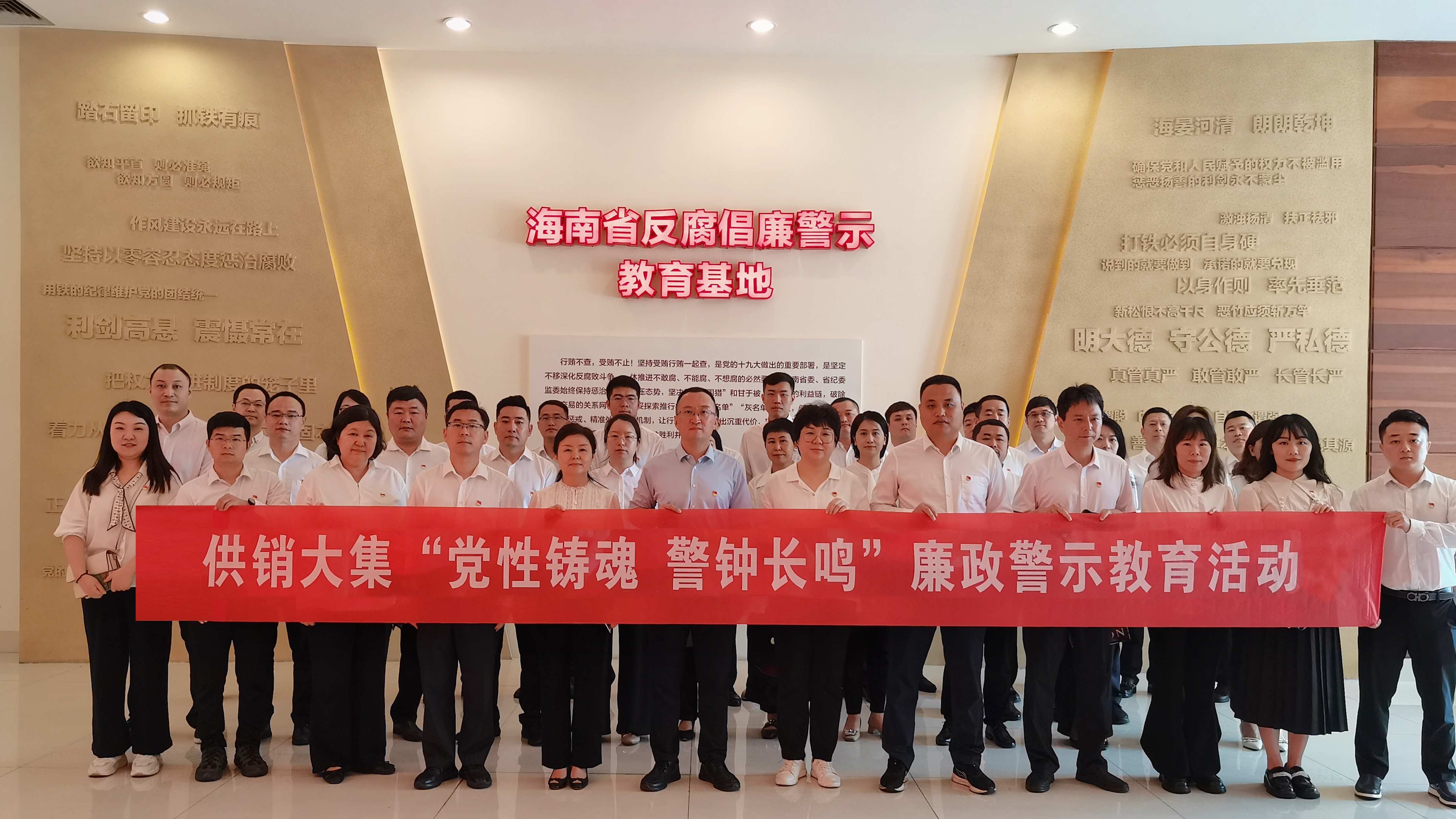 1722222759923714.jpg 3deda7087633f3d3fa6659c696da515.jpg